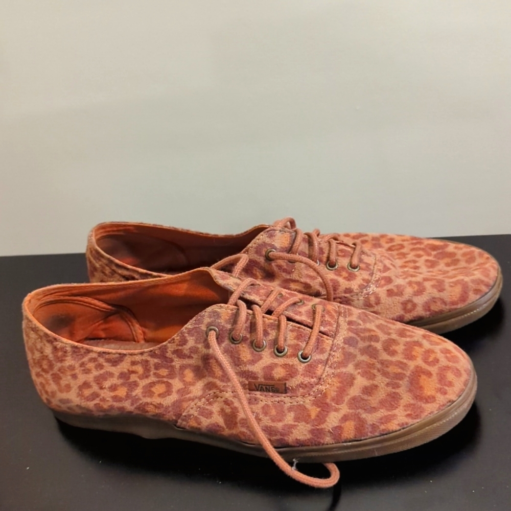 Animal print Vans sneakers size 10 women's, 8.5 men's nonbinary suede sneakers